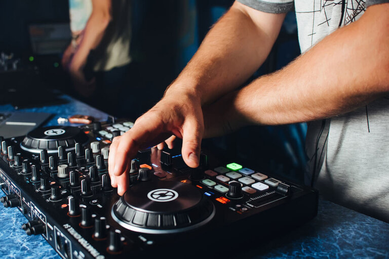 controller DJ